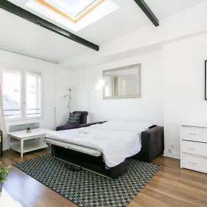  Apartment Upper Marais